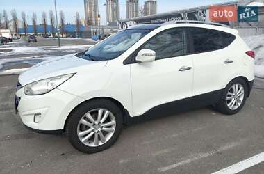 Позашляховик / Кросовер Hyundai Tucson 2010 в Києві