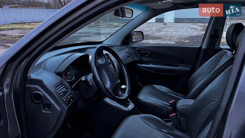 Внедорожник / Кроссовер Hyundai Tucson 2008 в Желтых Водах фото 7 Внедорожник / Кроссовер Hyundai Tucson 2008 в Желтых Водах