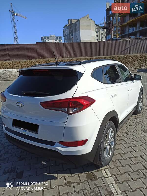 Внедорожник / Кроссовер Hyundai Tucson 2016 в Тернополе