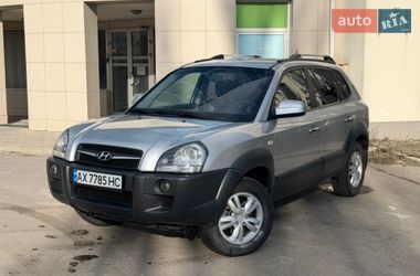 Внедорожник / Кроссовер Hyundai Tucson 2010 в Харькове