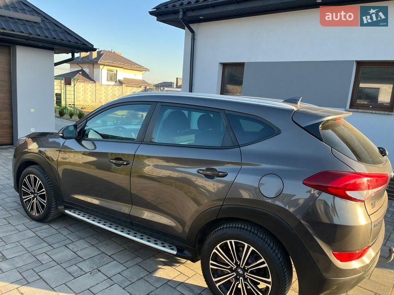 Внедорожник / Кроссовер Hyundai Tucson 2018 в Ровно