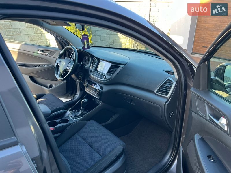 Внедорожник / Кроссовер Hyundai Tucson 2018 в Ровно