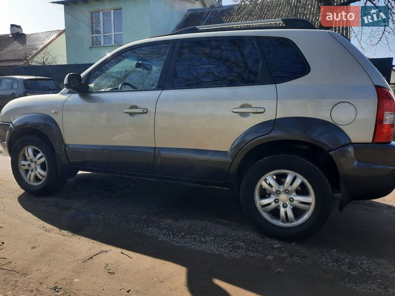 Внедорожник / Кроссовер Hyundai Tucson 2006 в Полтаве