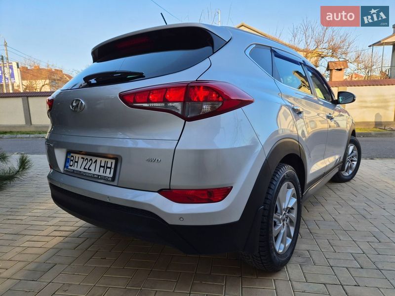 Внедорожник / Кроссовер Hyundai Tucson 2016 в Одессе