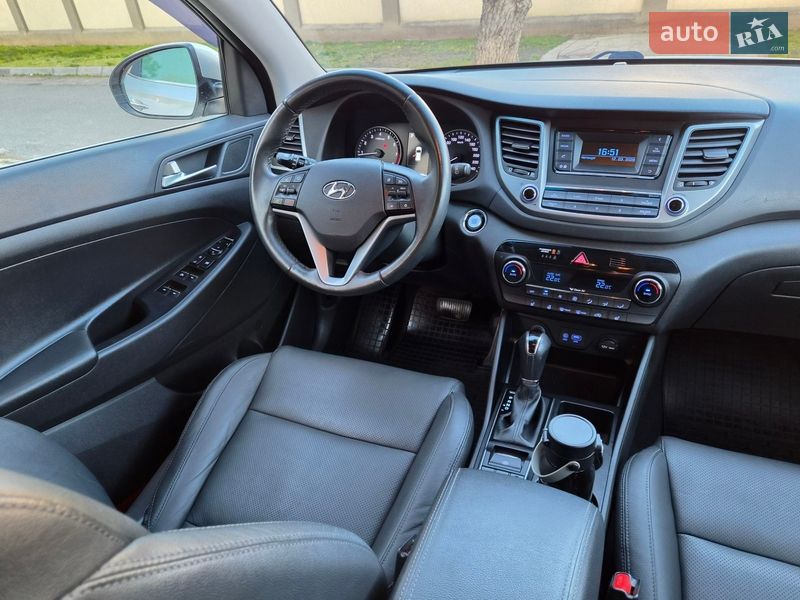 Внедорожник / Кроссовер Hyundai Tucson 2016 в Одессе
