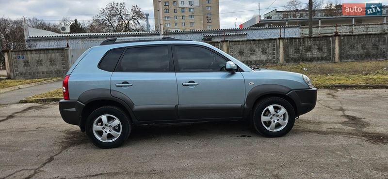 Внедорожник / Кроссовер Hyundai Tucson 2008 в Петрове