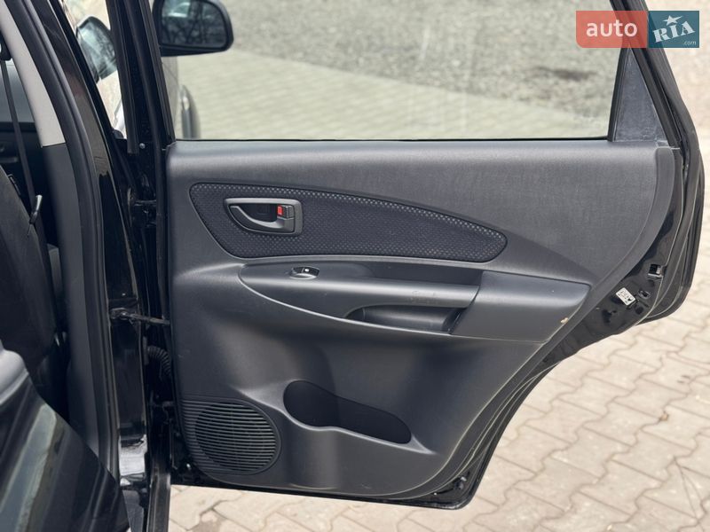 Внедорожник / Кроссовер Hyundai Tucson 2009 в Ровно фото 43 Внедорожник / Кроссовер Hyundai Tucson 2009 в Ровно