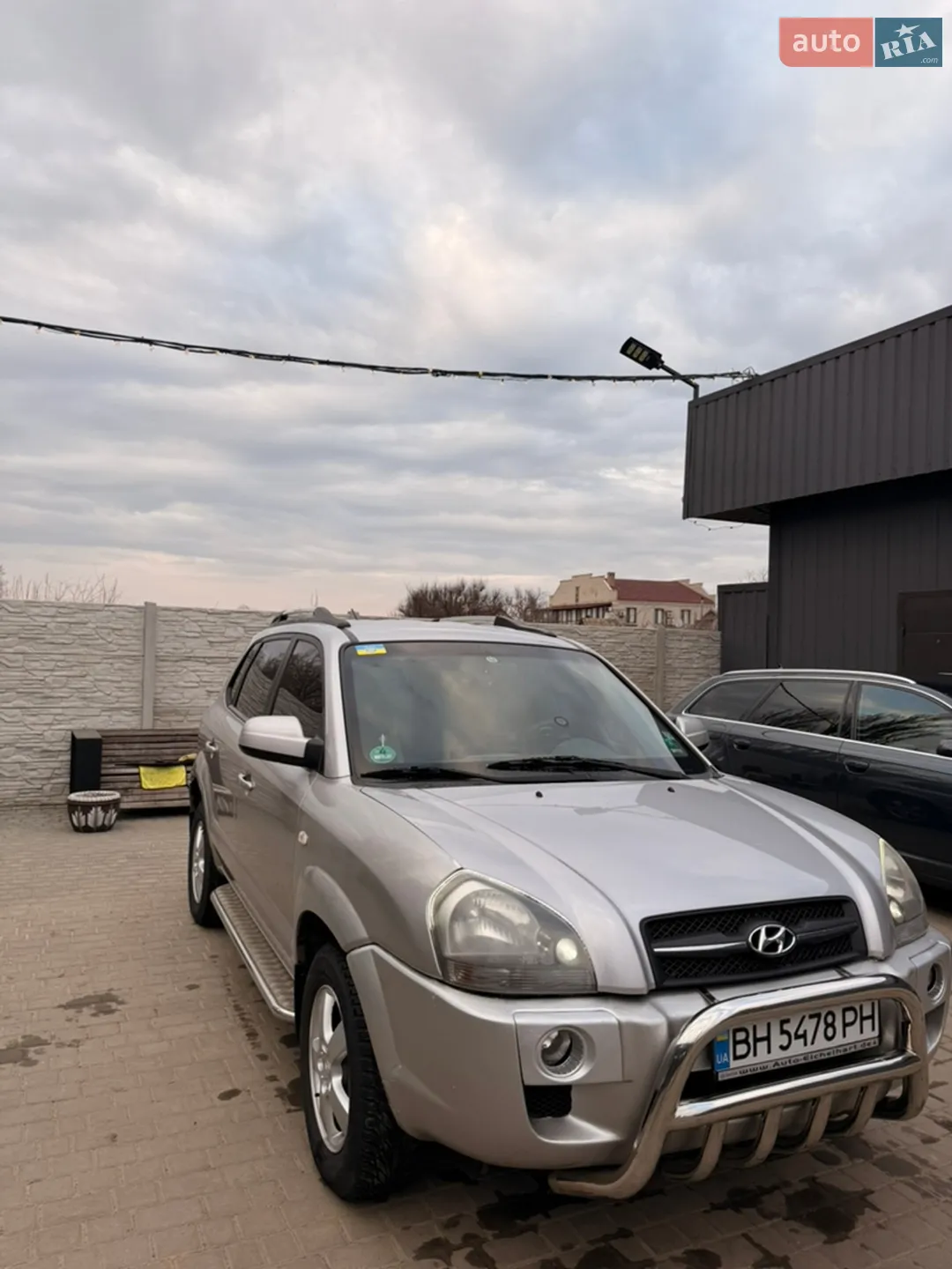 Hyundai Tucson 2004 VIN KMHJN81VP5U088163 фото оголошення 3 з 12