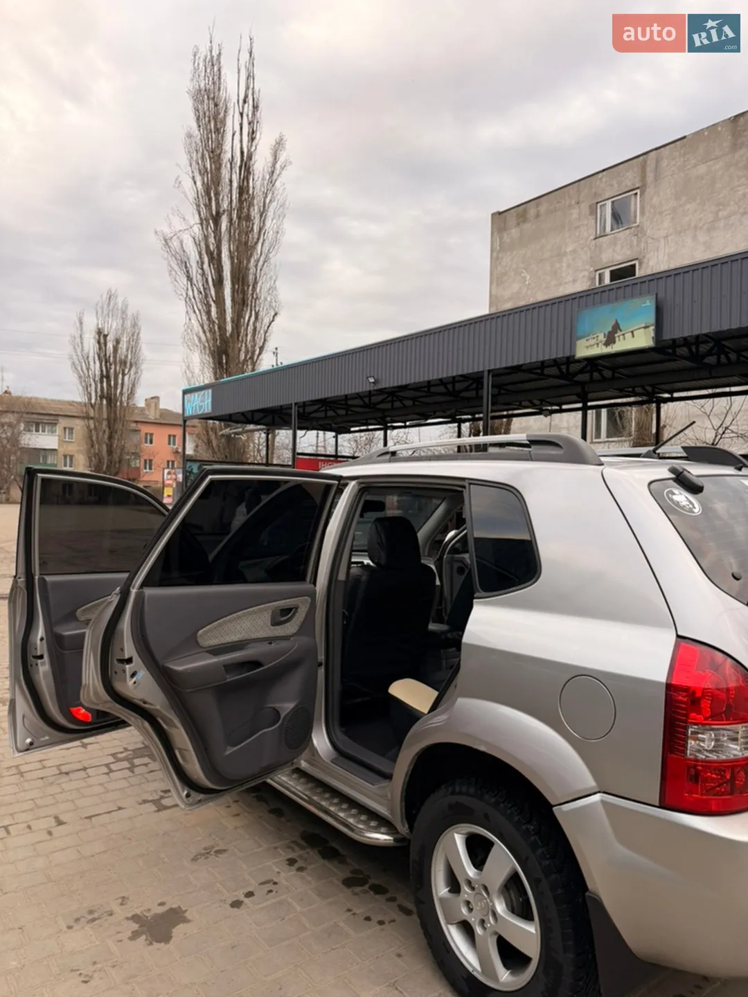 Hyundai Tucson 2004 VIN KMHJN81VP5U088163 фото оголошення 6 з 12