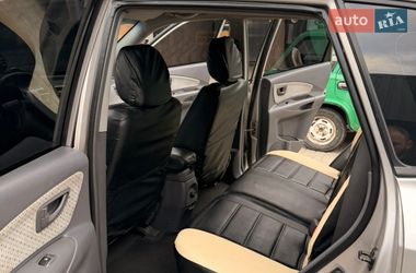 Внедорожник / Кроссовер Hyundai Tucson 2004 в Раздельной