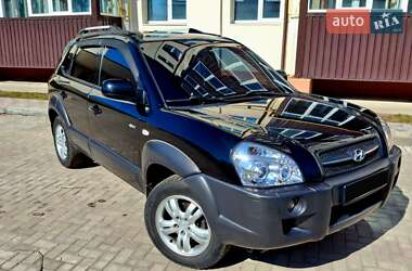 Внедорожник / Кроссовер Hyundai Tucson 2007 в Ромнах