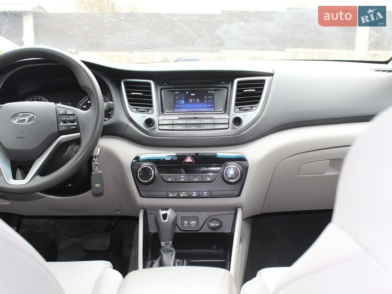 Внедорожник / Кроссовер Hyundai Tucson 2016 в Львове