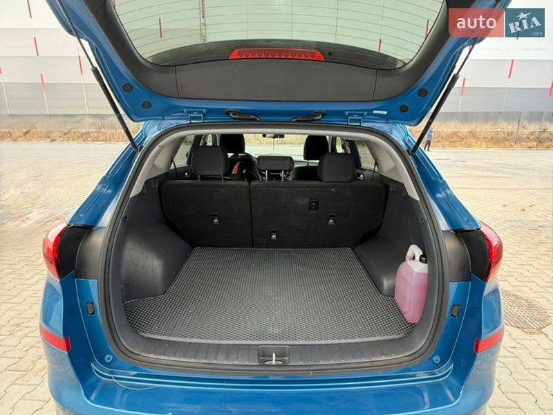 Внедорожник / Кроссовер Hyundai Tucson 2018 в Киеве фото 13 Внедорожник / Кроссовер Hyundai Tucson 2018 в Киеве