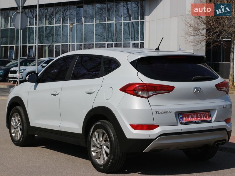 Внедорожник / Кроссовер Hyundai Tucson 2016 в Киеве
