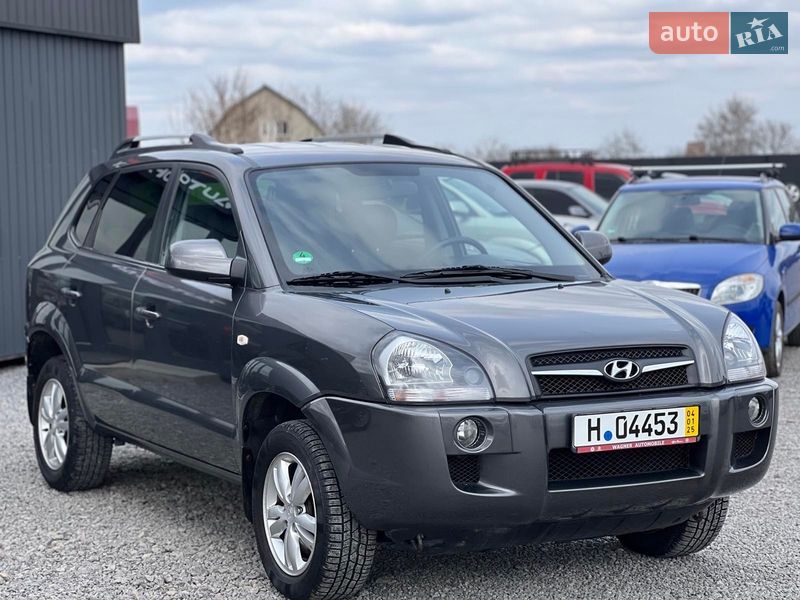 Внедорожник / Кроссовер Hyundai Tucson 2009 в Староконстантинове