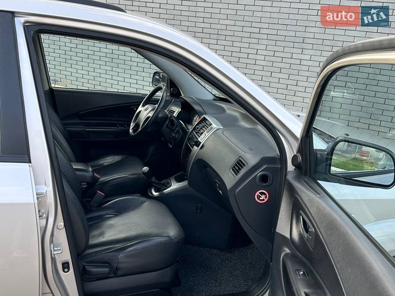 Внедорожник / Кроссовер Hyundai Tucson 2008 в Харькове