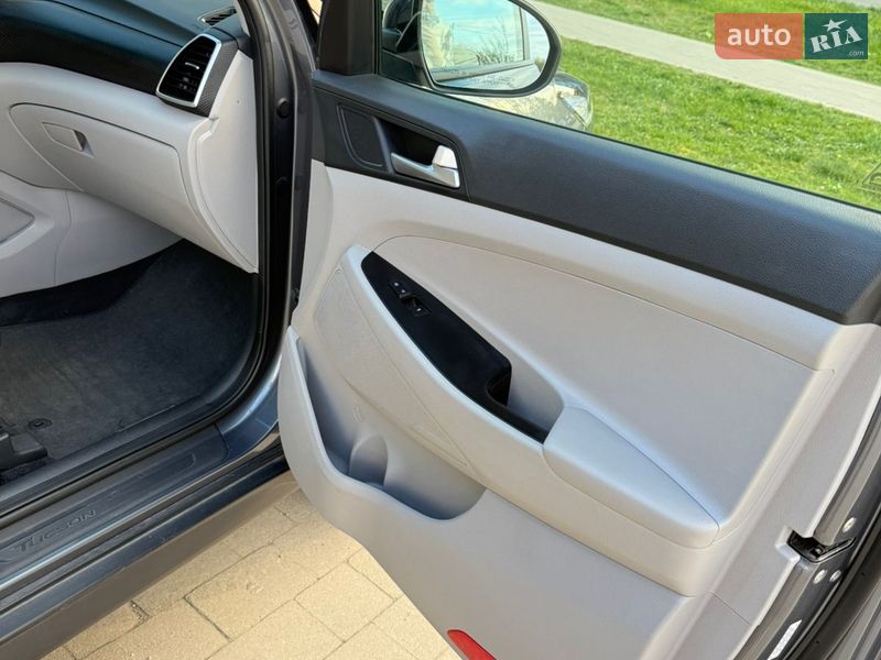 Внедорожник / Кроссовер Hyundai Tucson 2019 в Ужгороде фото 9 Внедорожник / Кроссовер Hyundai Tucson 2019 в Ужгороде