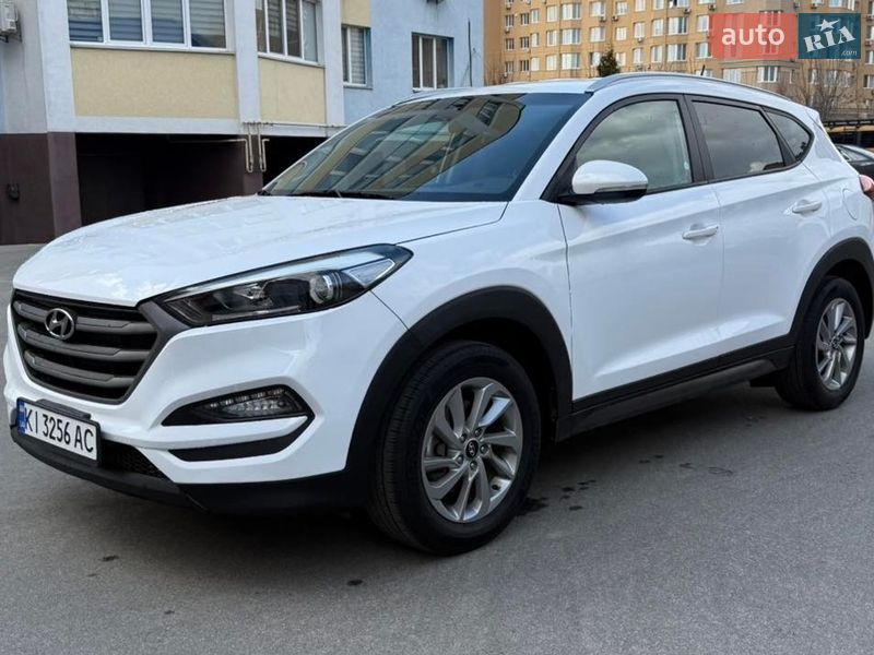 Внедорожник / Кроссовер Hyundai Tucson 2015 в Киеве