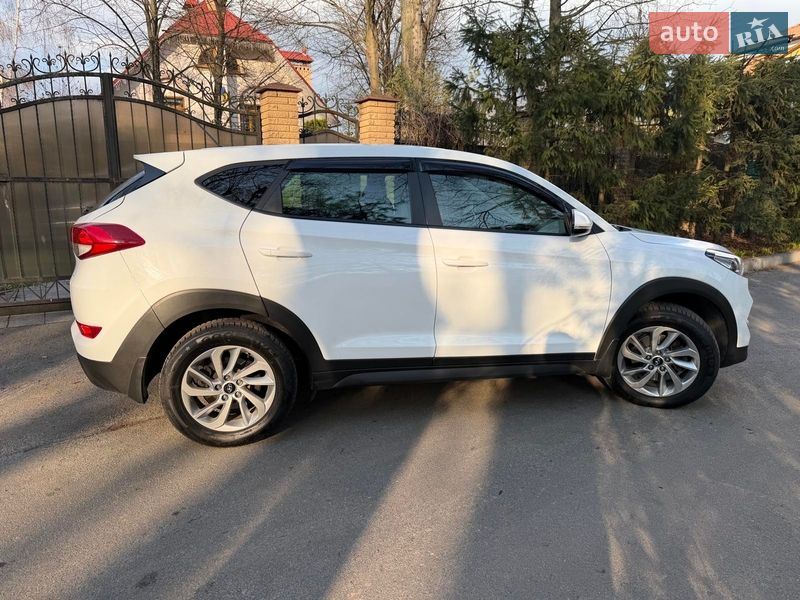 Внедорожник / Кроссовер Hyundai Tucson 2016 в Киеве фото 5 Внедорожник / Кроссовер Hyundai Tucson 2016 в Киеве