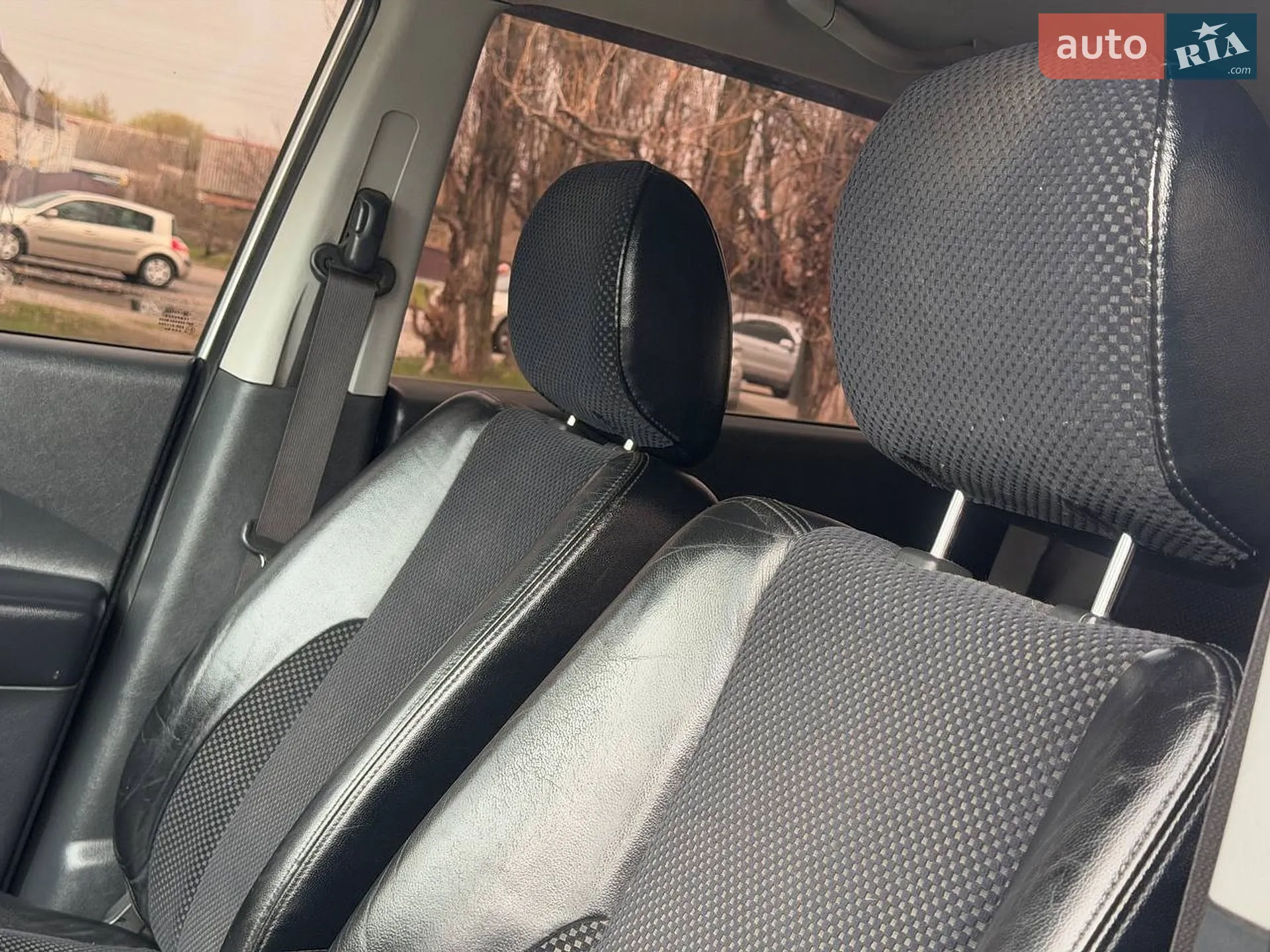 2011 Hyundai Tucson - мініатюра 25