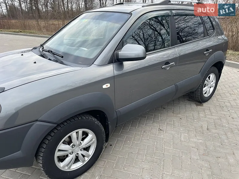 Hyundai Tucson 2009 VIN Y6LJN81VP9L206600 фото оголошення 2 з 50