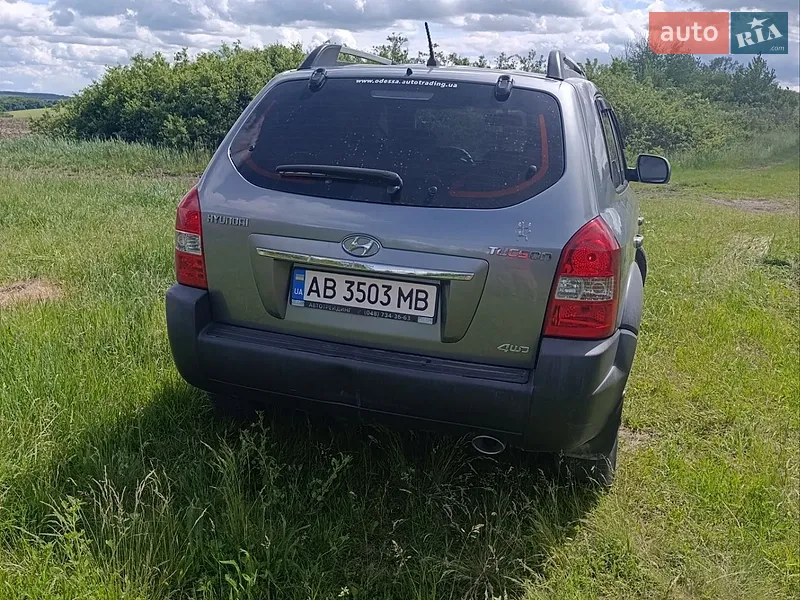 Hyundai Tucson 2012 VIN Y6LJN81BPCL211526 фото оголошення 4 з 43