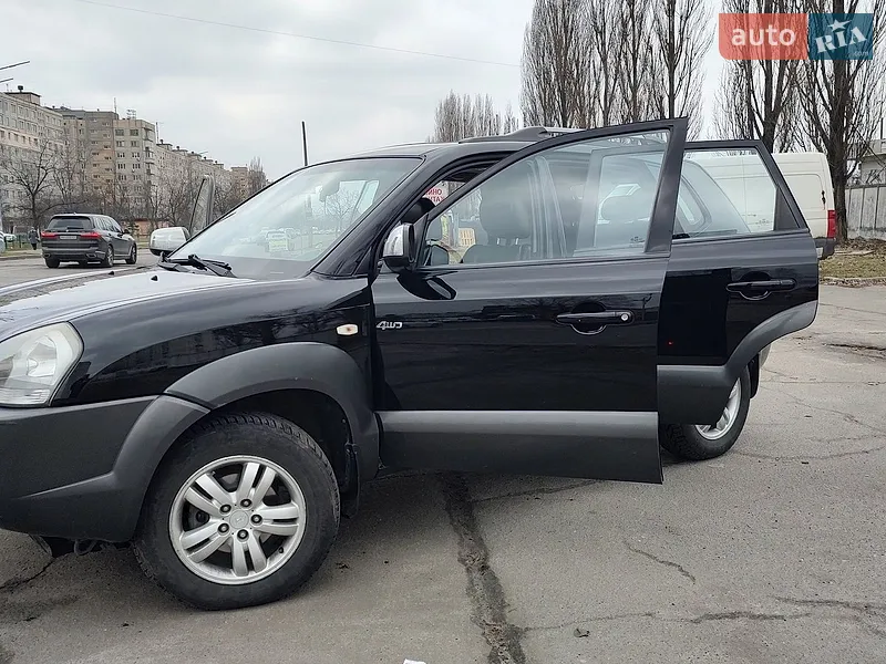 Hyundai Tucson 2008 VIN Y6LJN81BP8L200661 фото оголошення 2 з 64