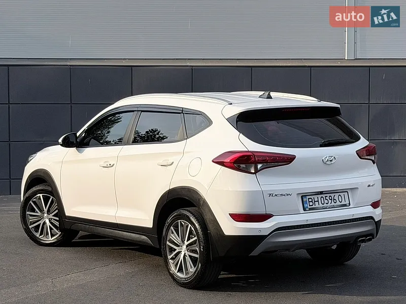 Hyundai Tucson 2016 VIN KMHJ381ABHU210346 фото оголошення 20 з 95