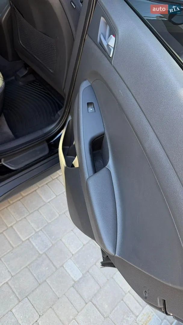 2015 Hyundai Tucson - мініатюра 18