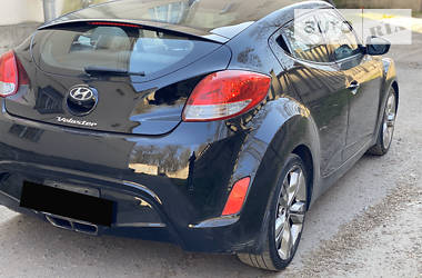 Хэтчбек Hyundai Veloster 2012 в 
