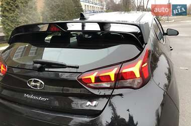 Хэтчбек Hyundai Veloster 2019 в Киеве