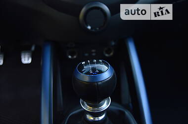 Хэтчбек Hyundai Veloster 2015 в 