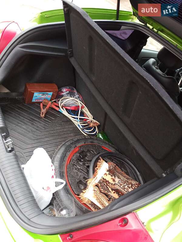 Хэтчбек Hyundai Veloster 2011 в Одессе