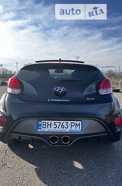 Хетчбек Hyundai Veloster 2012 в 