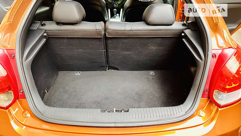 Хетчбек Hyundai Veloster 2013 в Вінниці