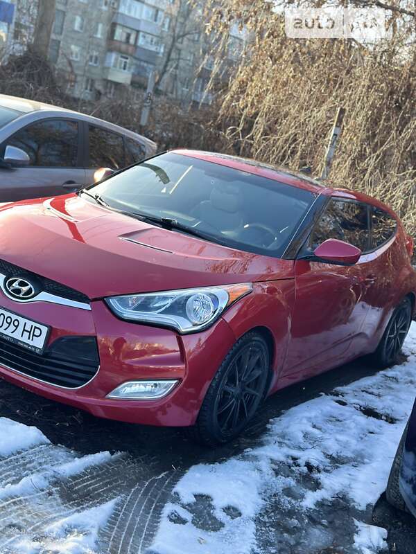Хэтчбек Hyundai Veloster 2012 в Полтаве
