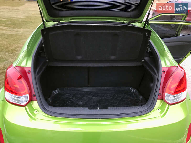 Хетчбек Hyundai Veloster 2012 в Львові