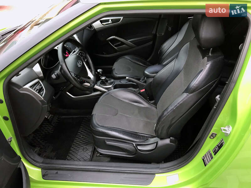 Хетчбек Hyundai Veloster 2012 в Львові