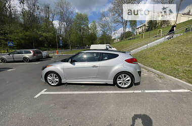 Хэтчбек Hyundai Veloster 2012 в Львове