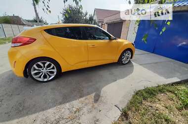 Hyundai Veloster 2012