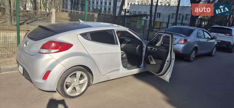 Хетчбек Hyundai Veloster 2014 в Києві