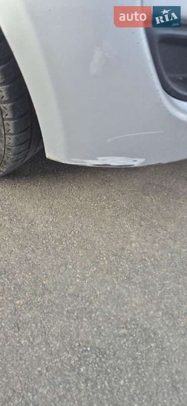 Хетчбек Hyundai Veloster 2014 в Києві