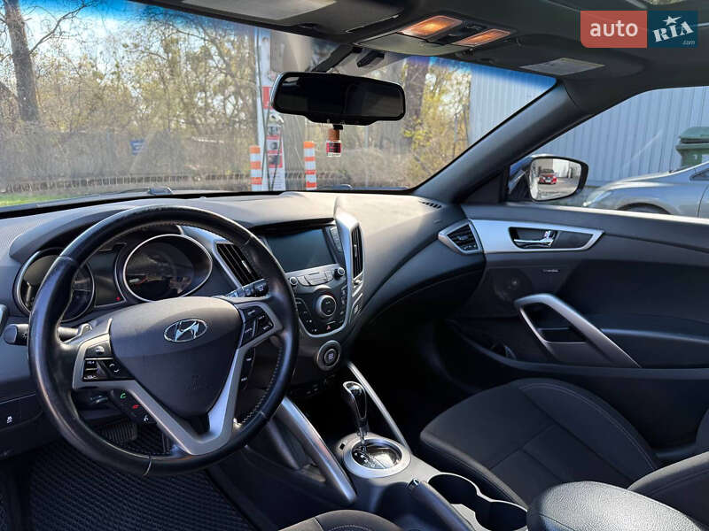 Хэтчбек Hyundai Veloster 2017 в Киеве