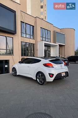 Хетчбек Hyundai Veloster 2013 в 