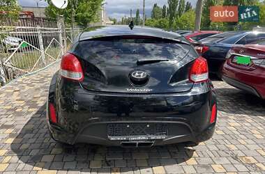 Хетчбек Hyundai Veloster 2014 в 