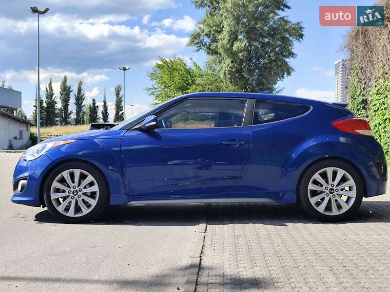 Хэтчбек Hyundai Veloster 2016 в Киеве фото 2 Хэтчбек Hyundai Veloster 2016 в Киеве