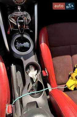 Хетчбек Hyundai Veloster 2013 в 