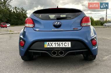 Хэтчбек Hyundai Veloster 2015 в 
