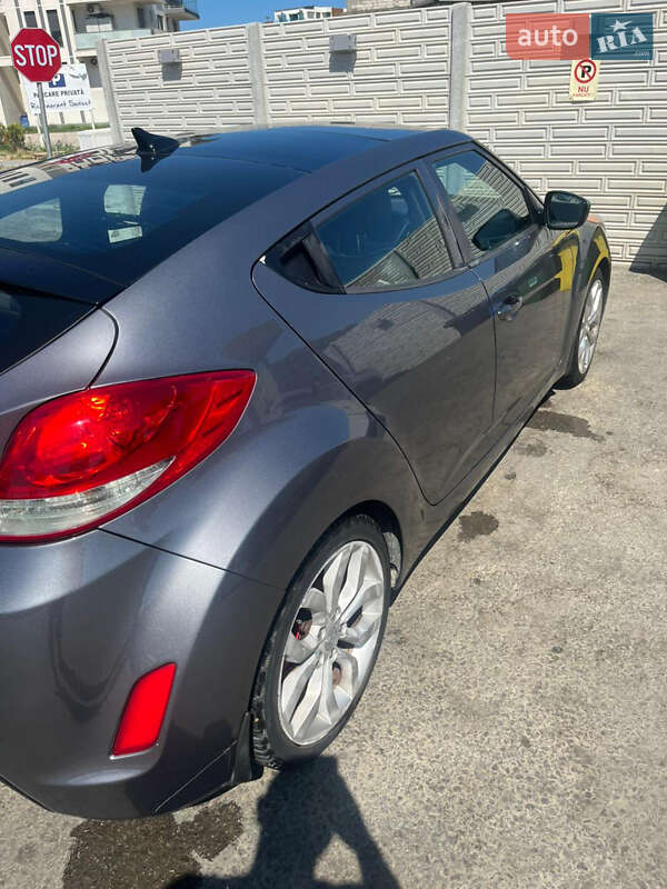 Хэтчбек Hyundai Veloster 2012 в Измаиле