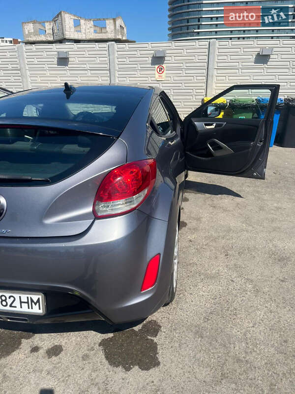 Хэтчбек Hyundai Veloster 2012 в Измаиле